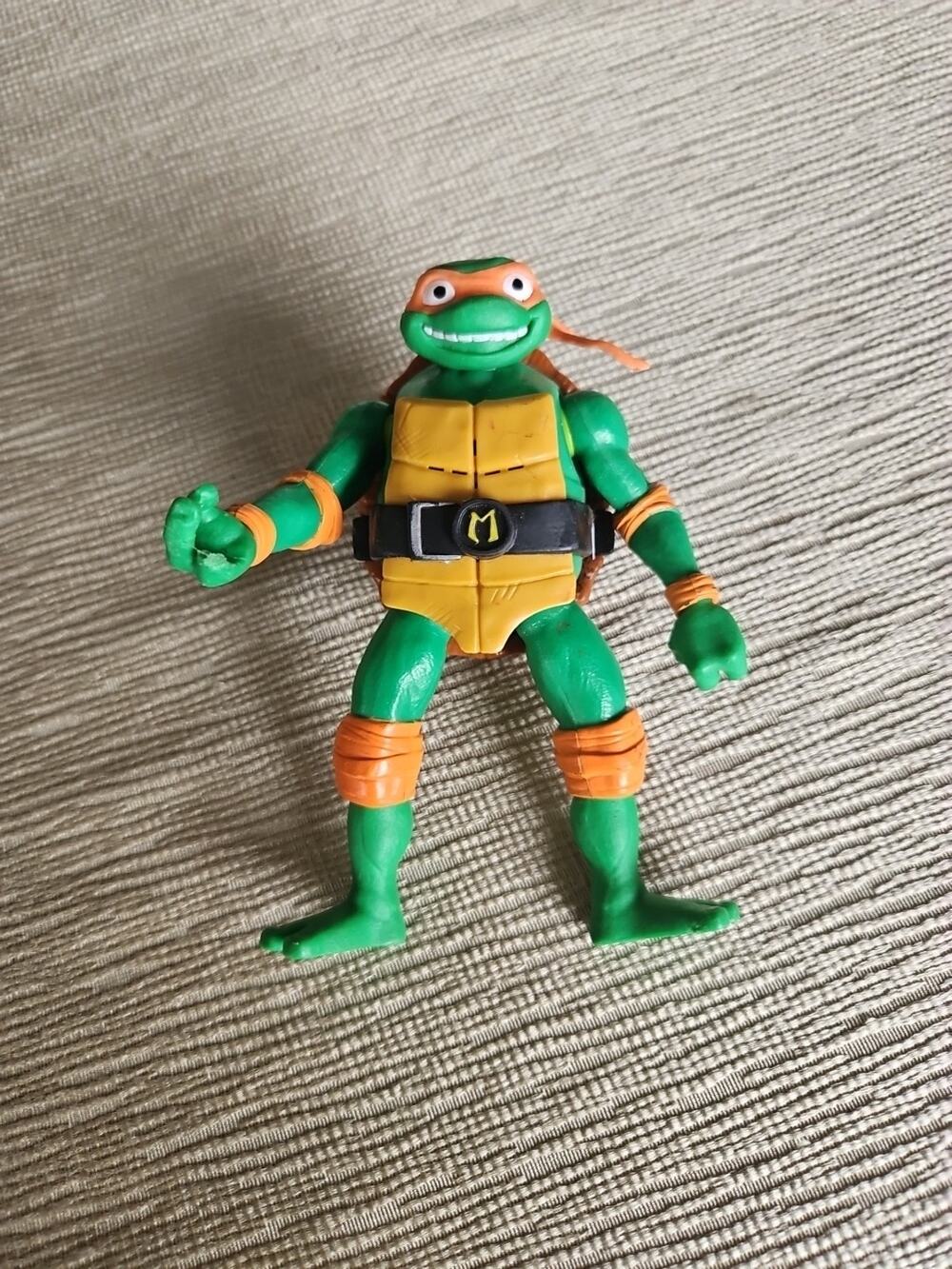 TEENAGE MUTANT NINJA TURTLES: MUTANT MAYHEM 2023 * TMNT MICHELANGELO 5.5" FIGURE